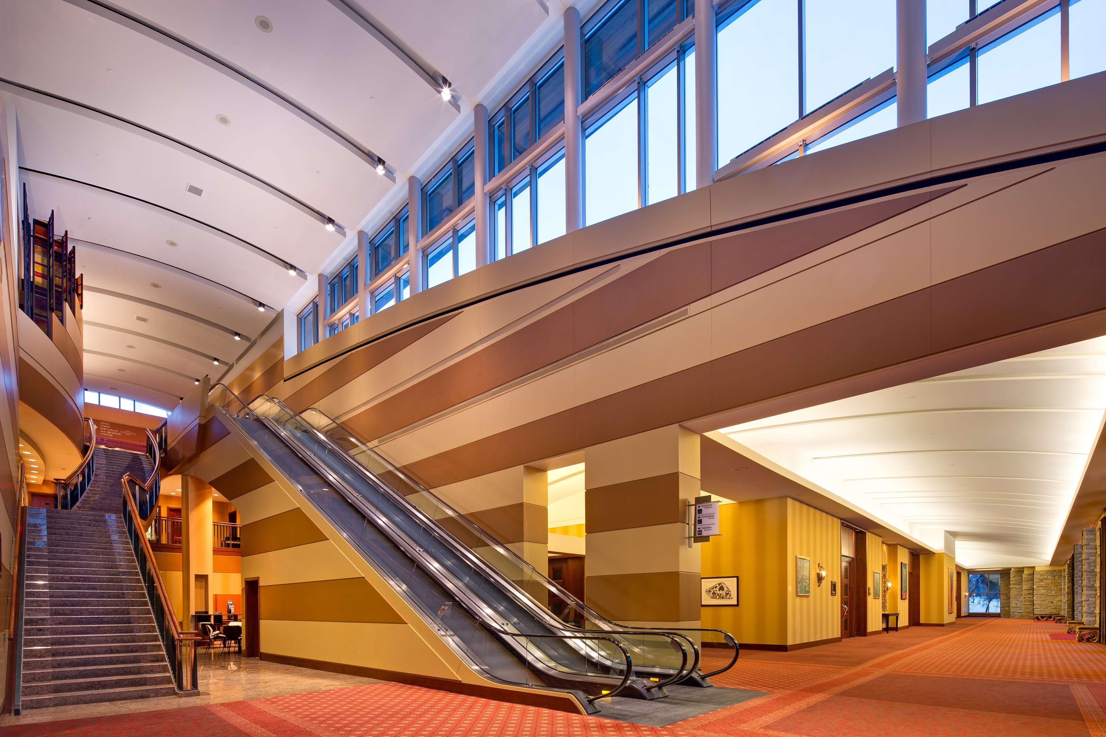 Hilton Lac-Leamy Hotel Gatineau Exterior photo